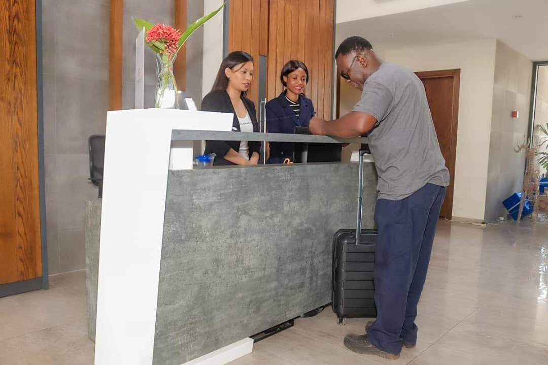 Mamba Point Hotel Freetown Buitenkant foto